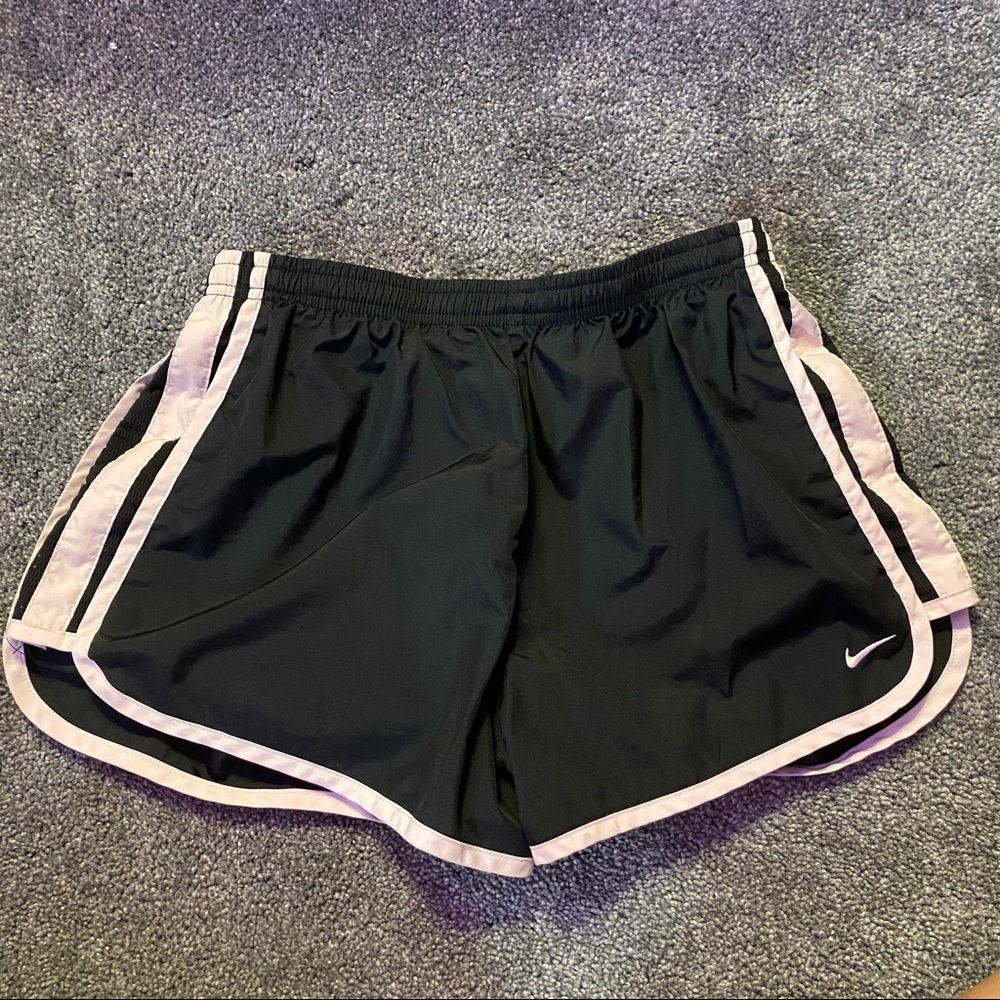 2/$20 🔵Black and light pink Nike shorts